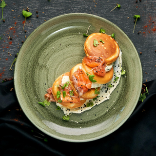 Clătite americane sărate cu somon