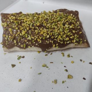Fagottino alla Nutella con granella di pistacchio