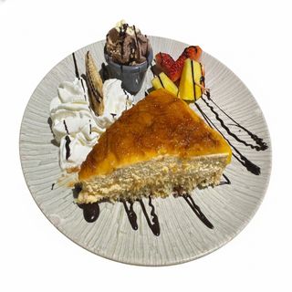 Tarta de turrón (porción)