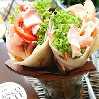 PIADINA BRESAOLA