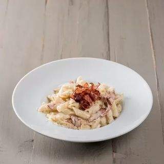 PENNE CARBONARA 