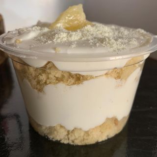 Bolo no Pote Leite Nido com Ananás