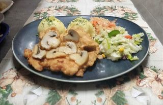 kotlet drobiowy wiedeński z pieczarkami 90g.