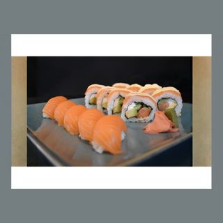 Salmon 5 & Roll (440g)