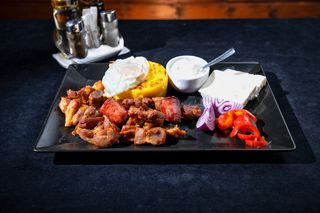 Garnita traditionala 