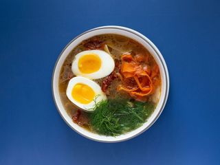 Курячий бульйон з лапшою (410g)