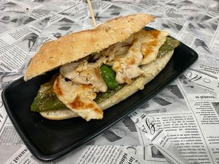 25. Bocadillo De Lomo