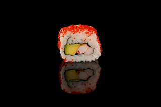 Uramaki Rosso Roll (4 Pzs.)