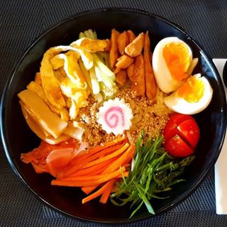 Hiyashi chuka
