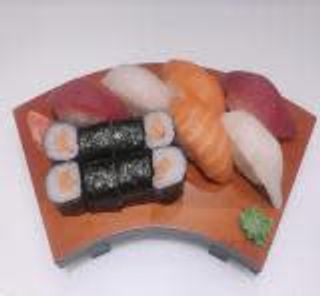 139. Maki Y Nigiri Mix