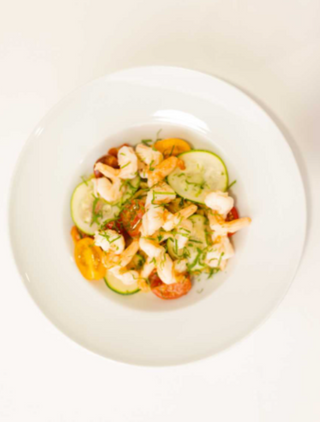 Spaghetti cu creveti, zucchini, mix de verdeturi