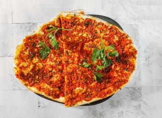 Pizza turca lahmacun