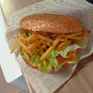 Пилешки бургер 