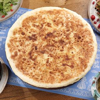 ბაბოს ხაჭაპური ტაფაზე კახეთიდან 6 ნაჭერი