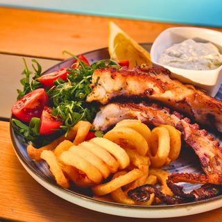 Caracatita la gratar 