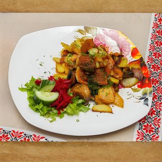 Картофель жареный с грибами