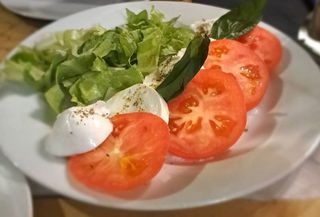 Insalata caprese