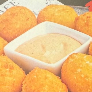 Кашкавалени топки (200г)