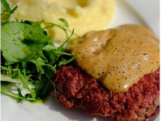 Біфштекс з картопляним пюре (420g)