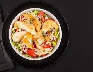 Salata sa ribljim fileom šanpjera