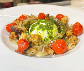 Berenjena Ahumada Con Burrata