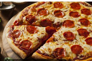 Pizza Pepperoni (30 Cm.)