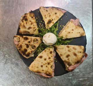 Pizza Crunch Bologna