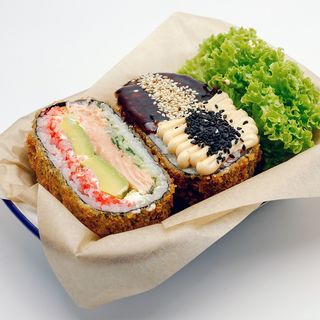 Sushi burger łosoś