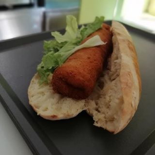 Karađorđeva šnicla i lepinja