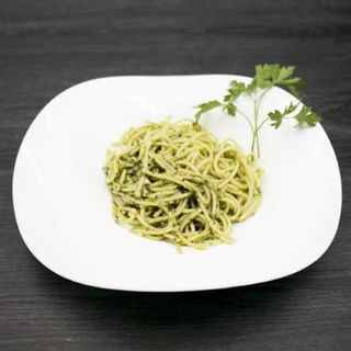 Spaguetti Al Pesto