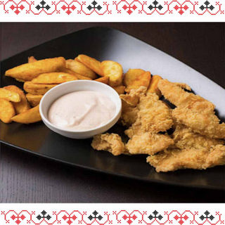 Fâșii din piept de pui crispy 8 bucăți cu garnitura la alegere