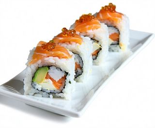 Uramaki venere roll