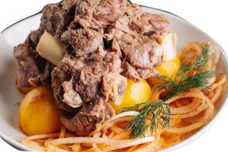 Сырне на компанию