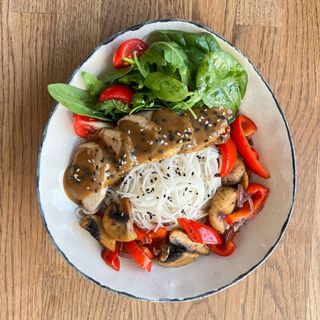 Боул з куркою