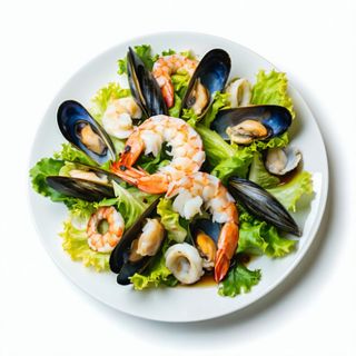 9. Ensalada De Marisco De La Casa