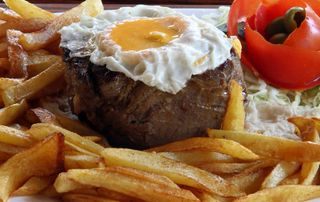 Biftek 300 gr +Vranac  0.75