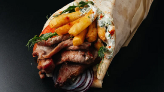 Gyros de vițel  la pita