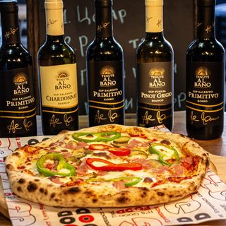 Пица България (500гр)