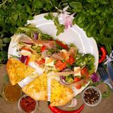 Sałatka z szynką parmeńską