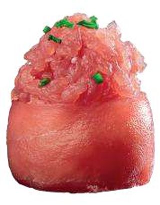 110 Gunkan maguro roll