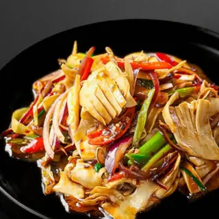 火爆黄喉 Vena de ternera picante salteada
