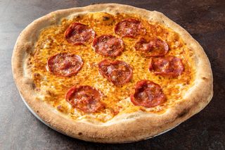 Пица Саламе пиканте (440г)