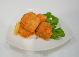 Riblji nuggetsi sa pomfritom