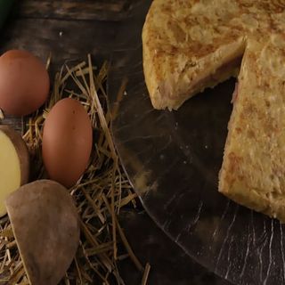 Tortilla de jamón y queso (mediana)