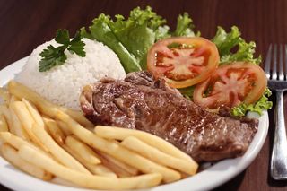 Frango no Churrasco com Batata Frita (1 Pessoa )