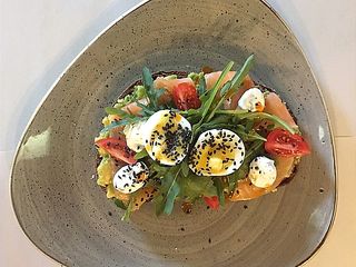 Тост з лососем (230гр)