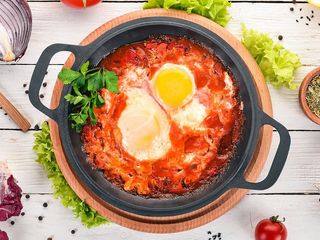 ШАКШУКА З БЕКОНОМ (265g)