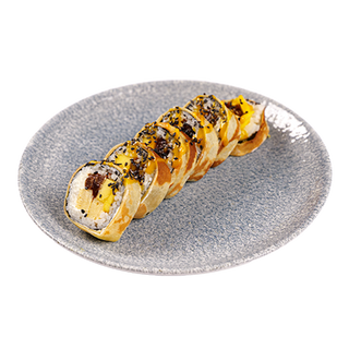 Słodkie tamago w omlecie z sosem mango