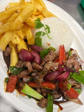 Lomo Saltado