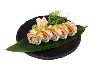 Kab. z opalanym łososiem i gotowaną krewetką